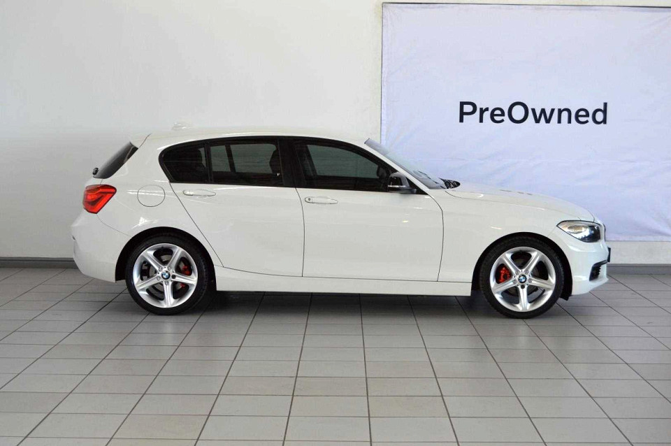 BMW 118i 5DR A/T (F20), image 2