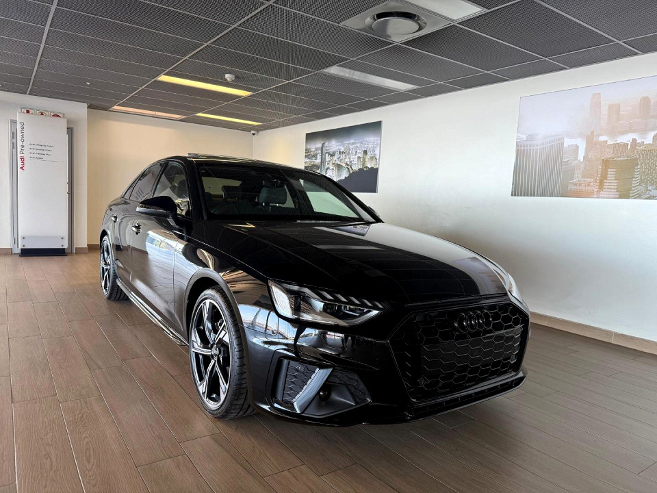 AUDI A4 35 TFSI BLACK EDITION S TRONIC, image 1