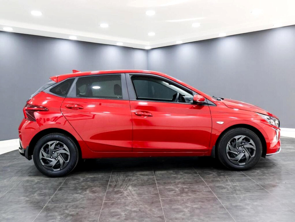 HYUNDAI I20 1.4 PREMIUM A/T, image 2