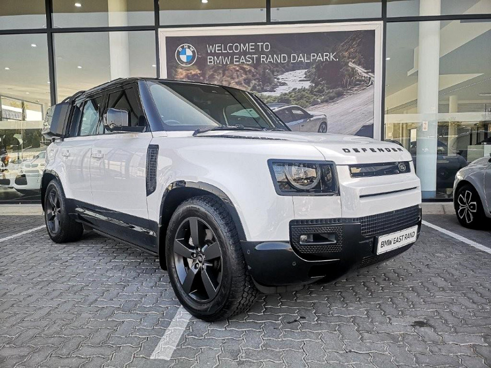 LAND ROVER DEFENDER 110 D300 HSE X-DYNAMIC, image 1