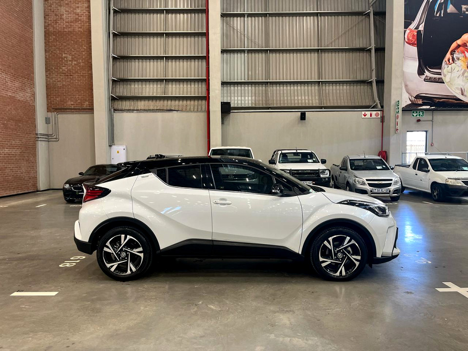 TOYOTA C-HR 1.2T LUXURY CVT, image 2
