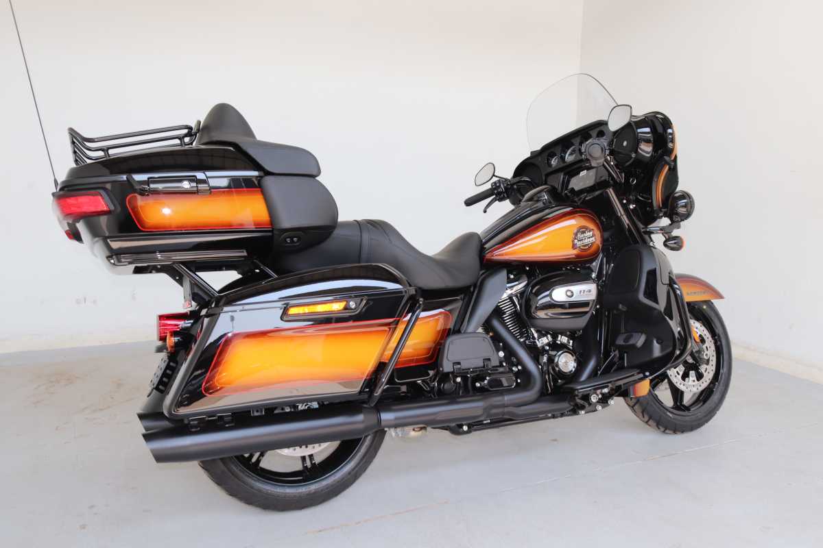 HARLEY DAVIDSON ULTRA LIMITED 114, image 2