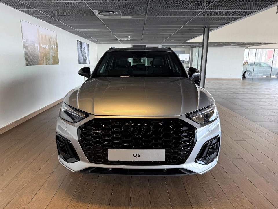 AUDI Q5 SPORTBACK 40 TDI QUATTRO BLACK EDITION, image 2