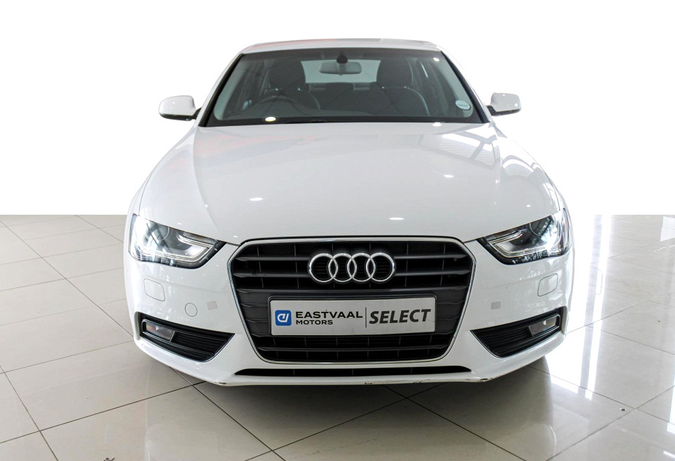 Audi A4 1.8T FSI S, image 2