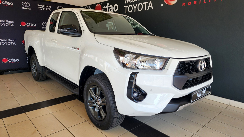 TOYOTA HILUX 2.4 GD-6 RB RAIDER A/T P/U E/CAB, image 1