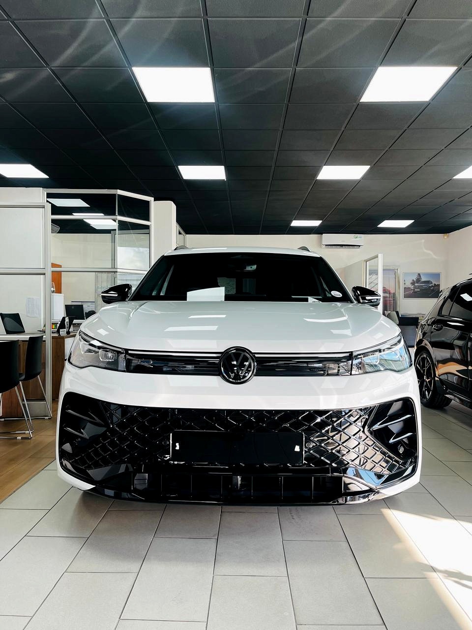 VOLKSWAGEN TIGUAN 1.4 TSI R-LINE DSG (110KW), image 1