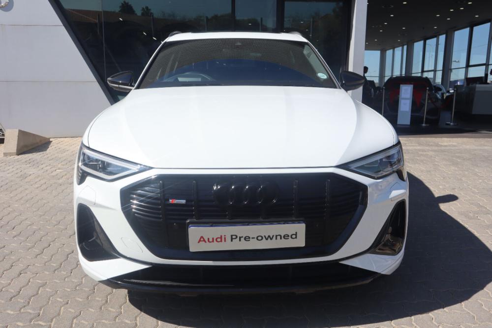 Audi e-Tron Sportback 55 S Line, image 2