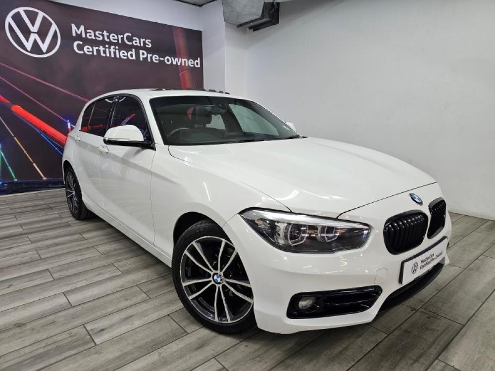BMW 118i 5-door auto, image 1