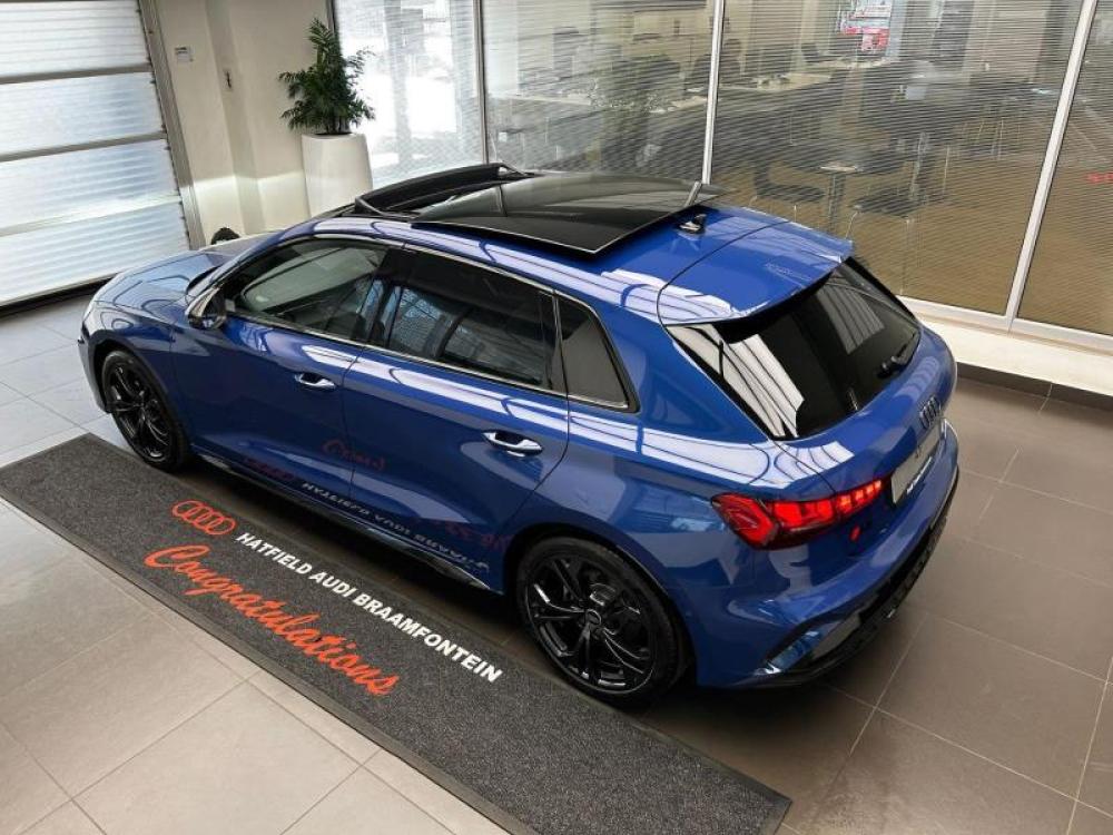 Audi A3 Sportback Black Edition 35 TFSI tiptronic, image 2