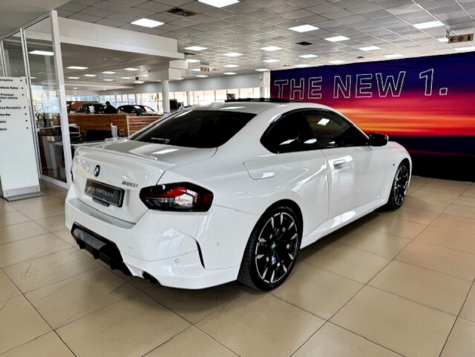 BMW 220i M SPORT A/T (G42), image 2