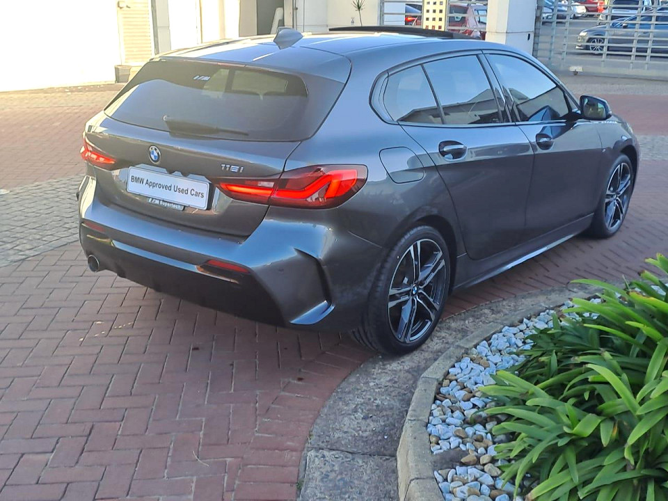 BMW 118i M Sport, image 2