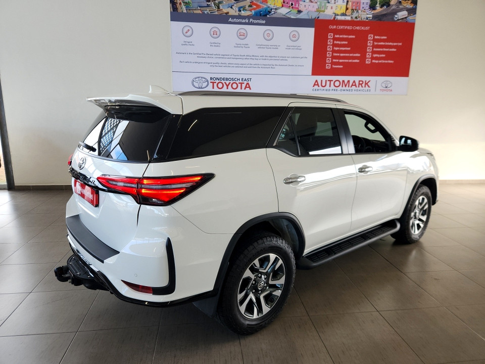 TOYOTA FORTUNER 2.8GD-6 VX A/T, image 2