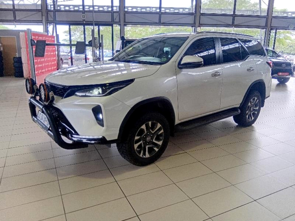 TOYOTA FORTUNER 2.4GD-6 4X4 A/T, image 1