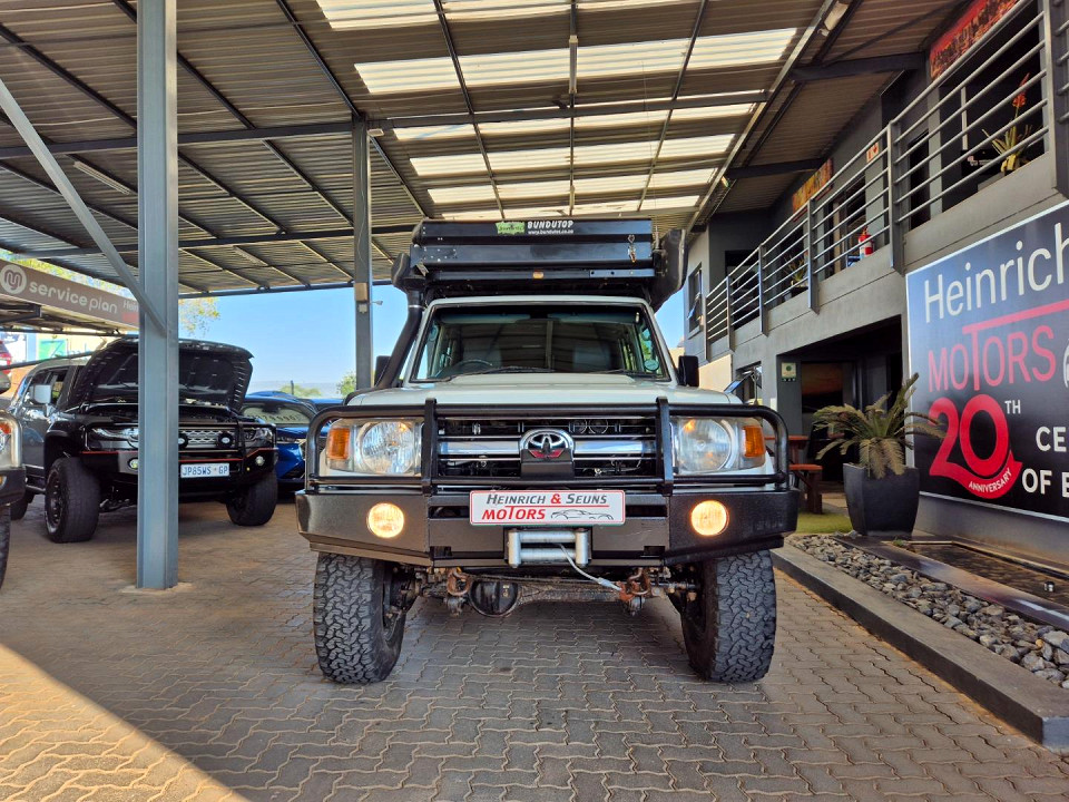 TOYOTA LANDCRUISER 70 4.2D S/W, image 2