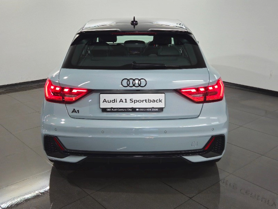 AUDI A1 SPORTBACK 30 TFSI BLACK EDITION S-TRONIC, image 2