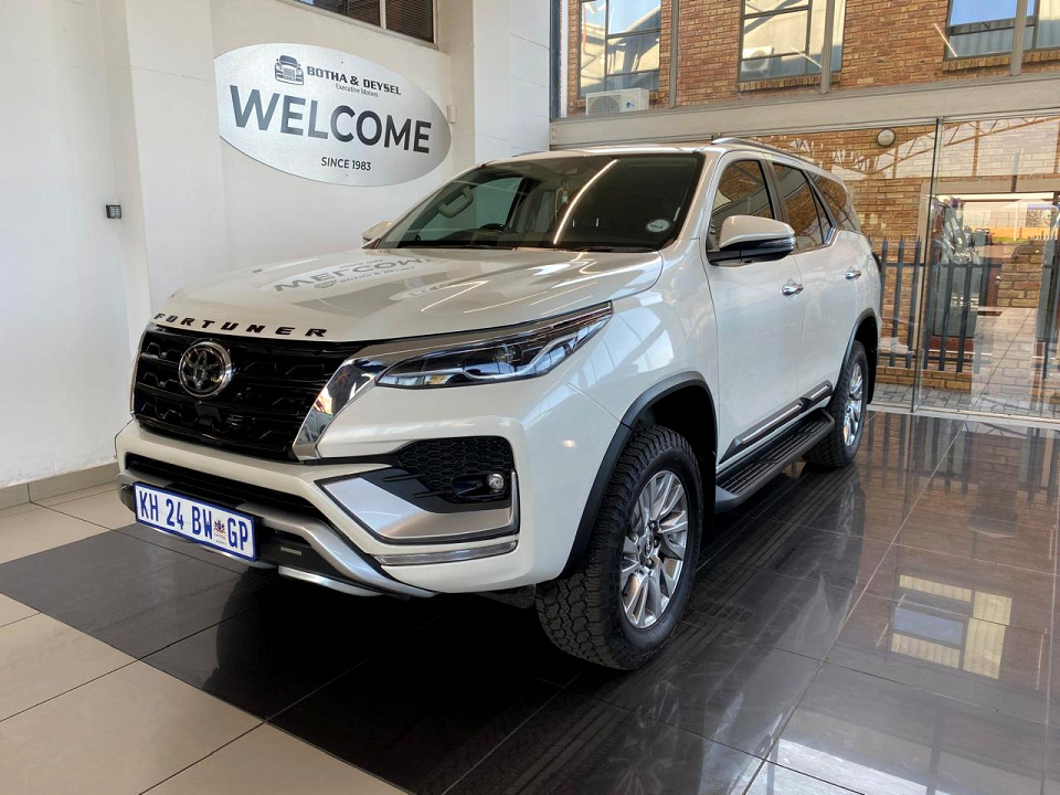 Toyota Fortuner 2.8GD-6 VX A/T, image 1