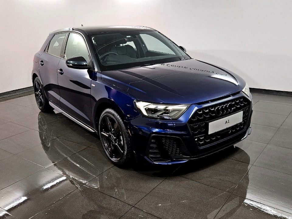 AUDI A1 SPORTBACK 30 TFSI BLACK EDITION S-TRONIC, image 1