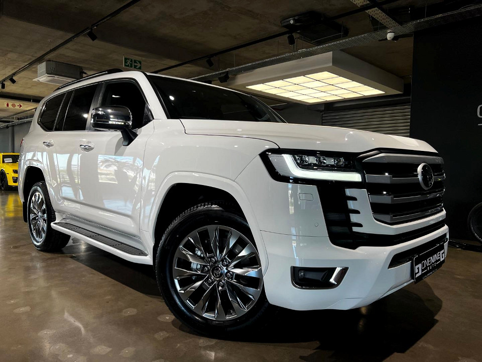 TOYOTA LANDCRUISER 300 V6 3.3D ZX, image 1