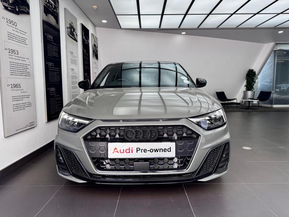 AUDI A1 SPORTBACK 30 TFSI BLACK EDITION S-TRONIC, image 2