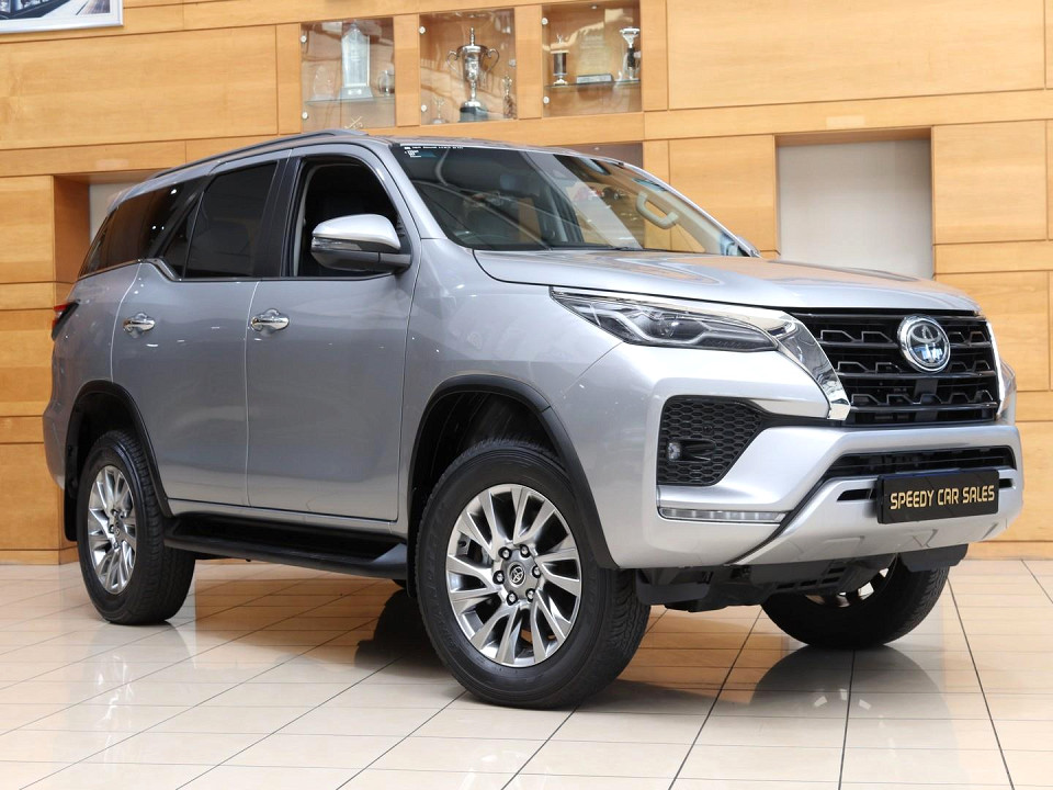 Toyota Fortuner 2.8GD-6 VX A/T, image 1