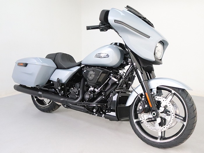 HARLEY DAVIDSON STREET GLIDE, image 2