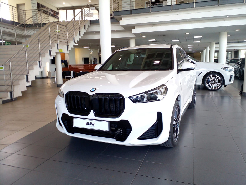 BMW X1 sDRIVE18i M-SPORT, image 1
