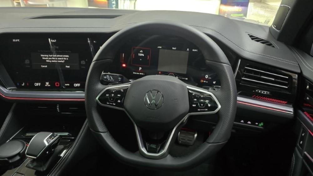 Volkswagen Touareg 3.0 TDI V6 R-Line, image 2