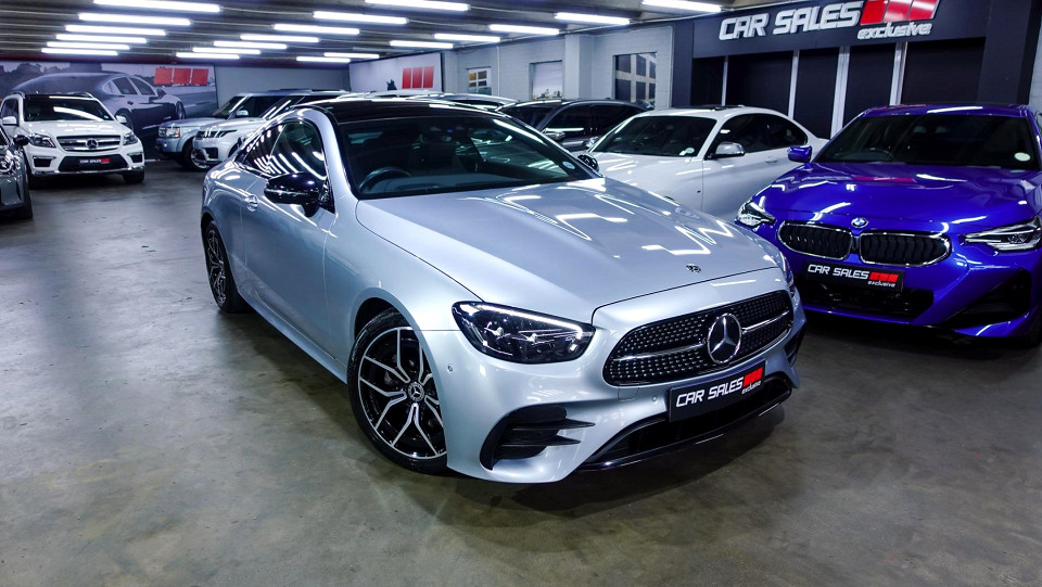 Mercedes-Benz E200 coupe, image 2