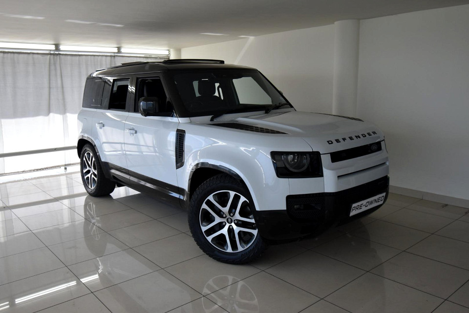 LAND ROVER DEFENDER 110 D300 HSE X-DYNAMIC, image 1