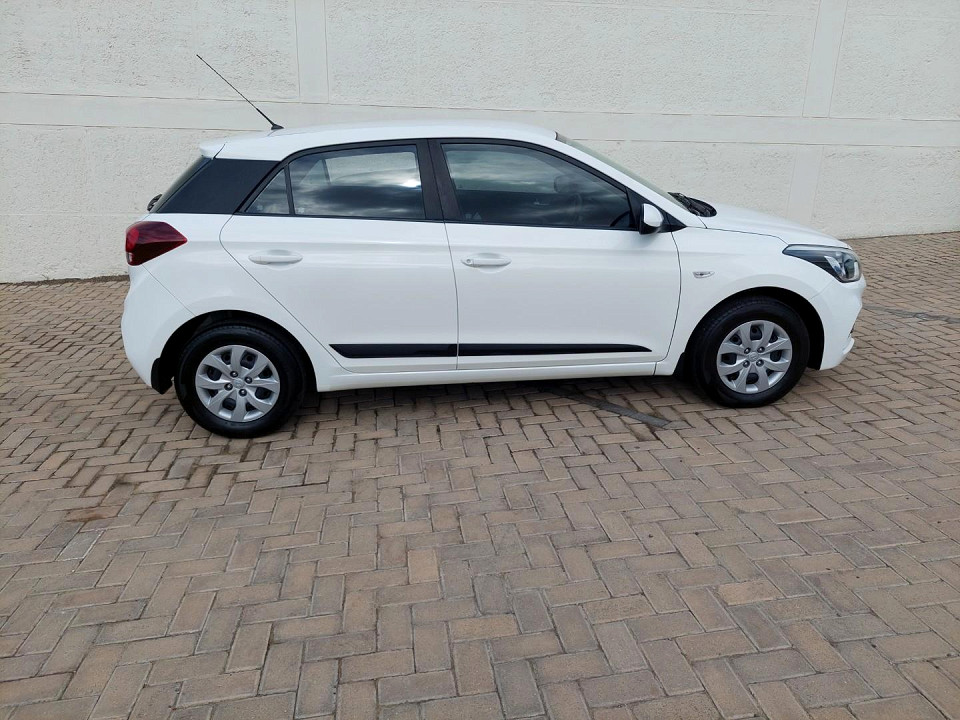 HYUNDAI i20 1.2 MOTION, image 2