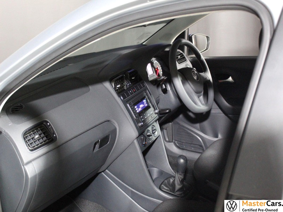 VOLKSWAGEN POLO VIVO 1.4 TRENDLINE (5DR), image 2