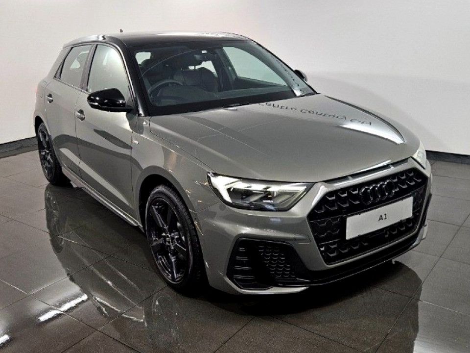 AUDI A1 SPORTBACK 30 TFSI BLACK EDITION S-TRONIC, image 1