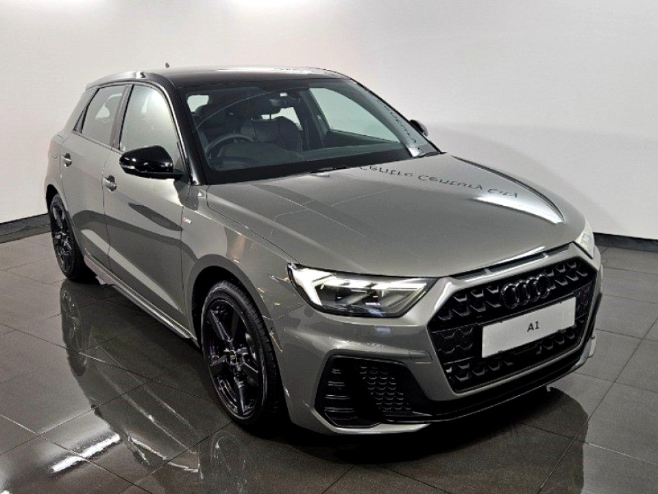 AUDI A1 SPORTBACK 30 TFSI BLACK EDITION S-TRONIC, image 1