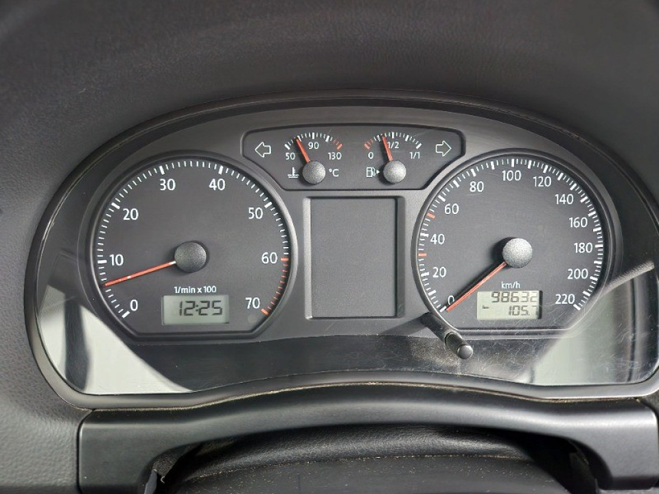 VOLKSWAGEN POLO VIVO GP 1.4 TRENDLINE, image 2