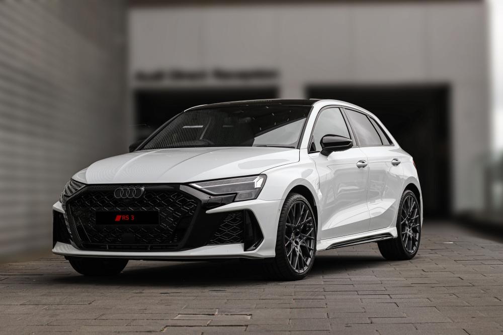Audi RS3 Sportback TFSI quattro S tronic, image 1