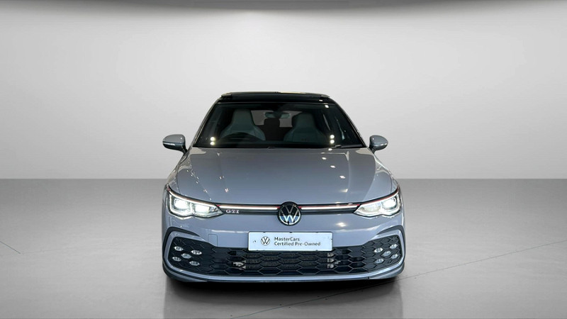 Volkswagen Golf 8 GTi  2.0 TSI DSG, image 2