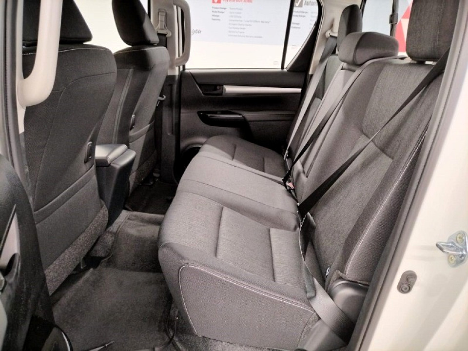 Toyota Hilux Double Cab  2.4GD6 RB Raider AT, image 2