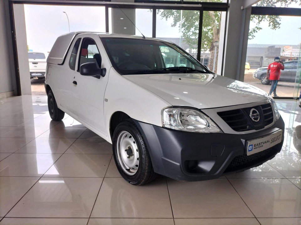 NISSAN NP200 1.6  P/U S/C, image 1