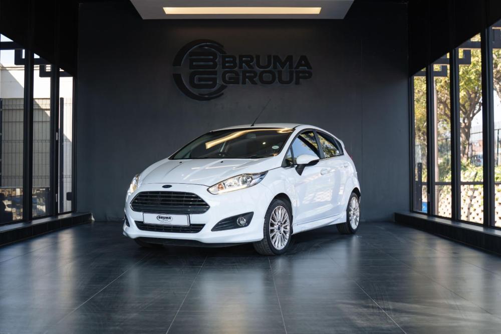 Ford Fiesta 5-door 1.0T Titanium, image 1