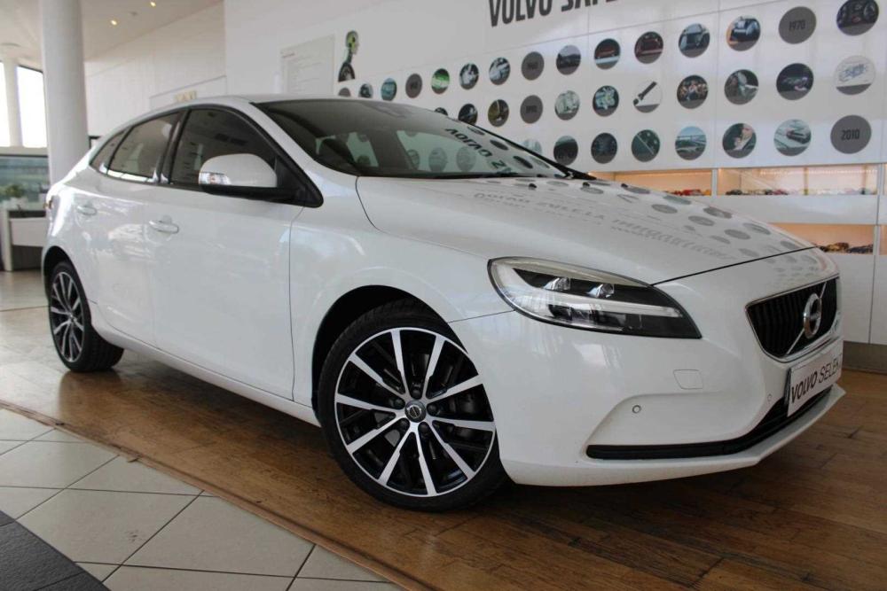Volvo V40 T2 Kinetic, image 2