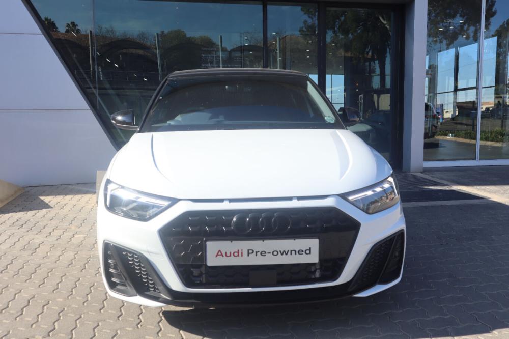Audi A1 Sportback Black Edition 30 TFSI S tronic, image 2