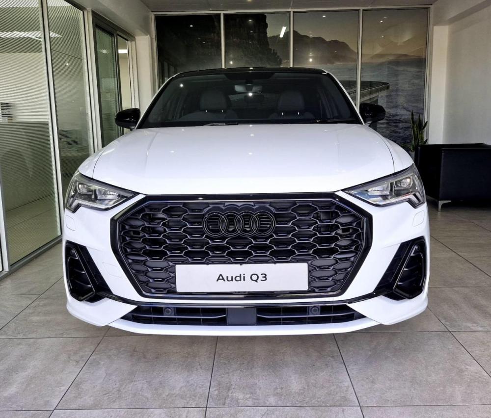 Audi Q3 Sportback Black Edition 35 TDI S tronic, image 2