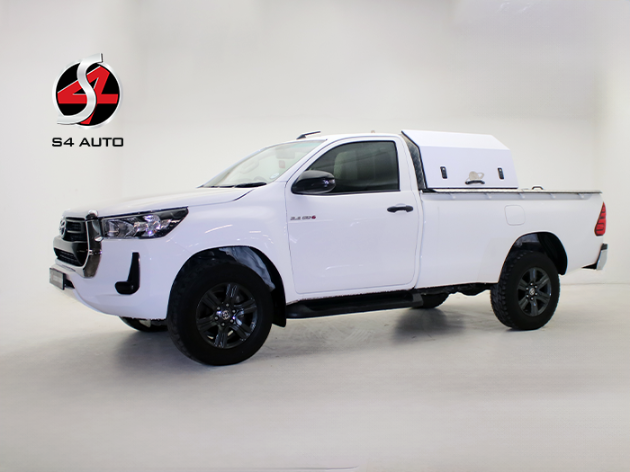 Toyota Hilux 2.4 GD-6 4X4 Raider 6MT, image 1