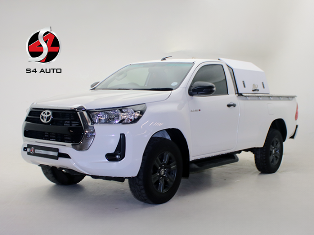 Toyota Hilux 2.4 GD-6 4X4 Raider 6MT, image 2
