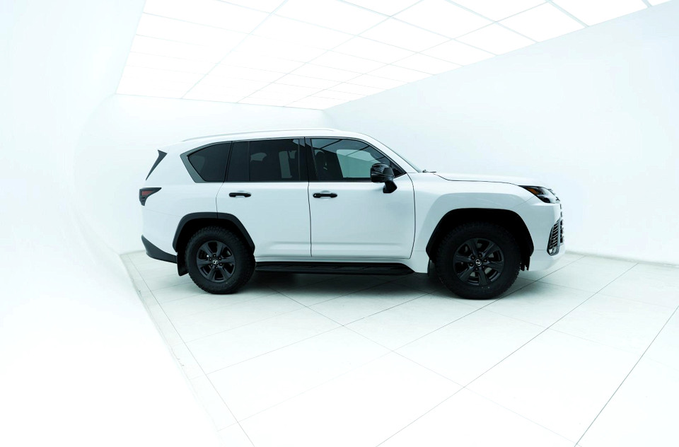 LEXUS LX 500d OVERTRAIL, image 2