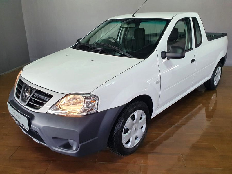 NISSAN NP200 1.6  A/C SAFETY PACK P/U S/C, image 2