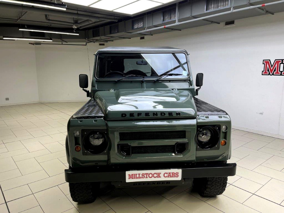 LAND ROVER DEFENDER PUMA 90 SW, image 2