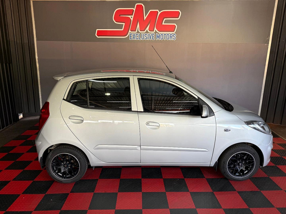 HYUNDAI i10 1.1 GLS/MOTION, image 2