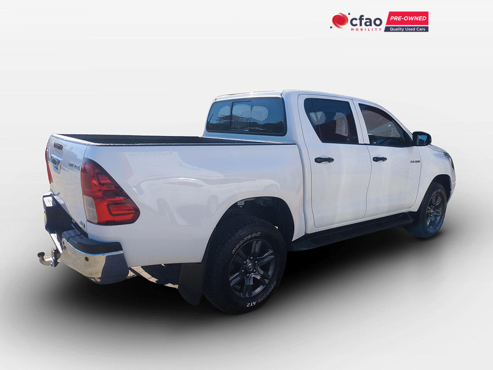 Toyota Hilux Double Cab  2.4GD6 4X4 Raider MT, image 2