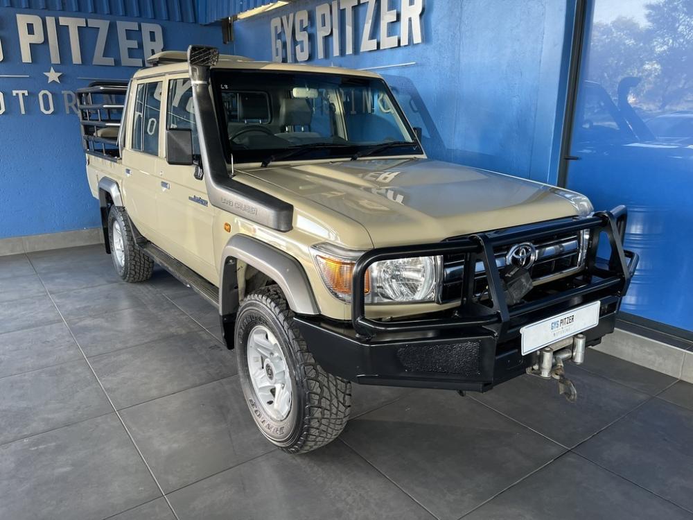 Toyota Land Cruiser 79 4.2D double cab, image 1